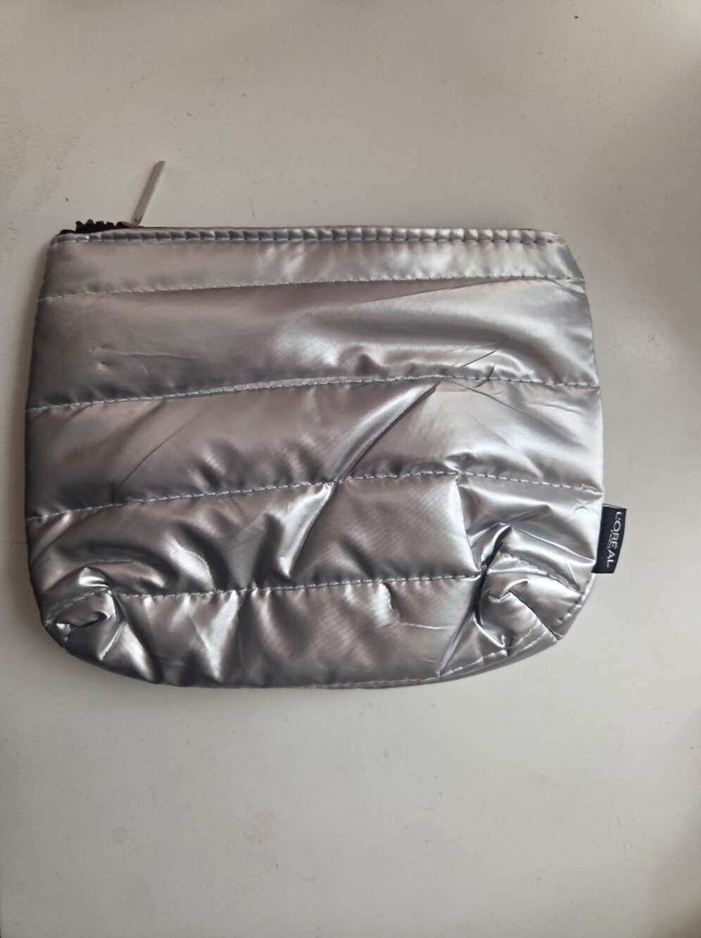 L'Oréal Silver Quilted Zippered Makeup Bag Pouch, Zipper Closure